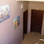 Dollari Hotel