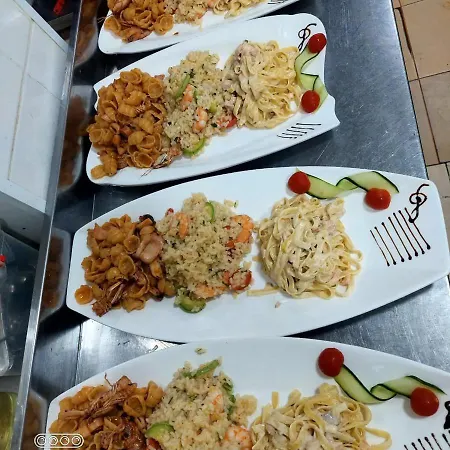 Hotel Dollari Kryemëdhej